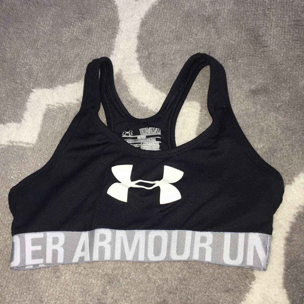 Black under armor sports bra